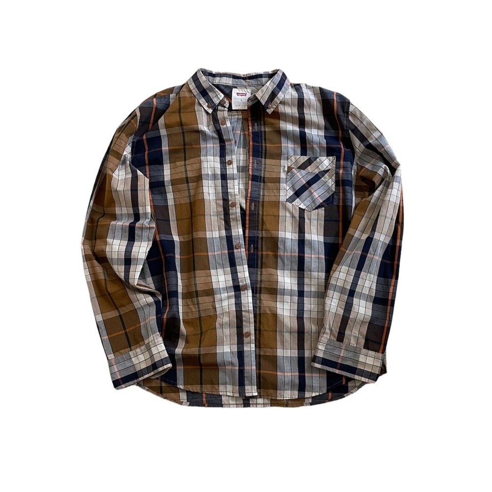 Vintage Levi’s plaid check button up shirt chic and high end color combination